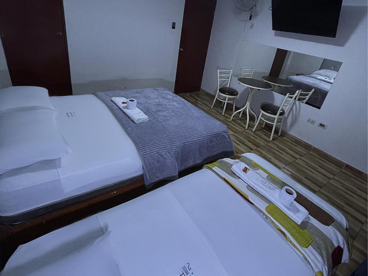 Hotel Peruvians House Callao Extérieur photo